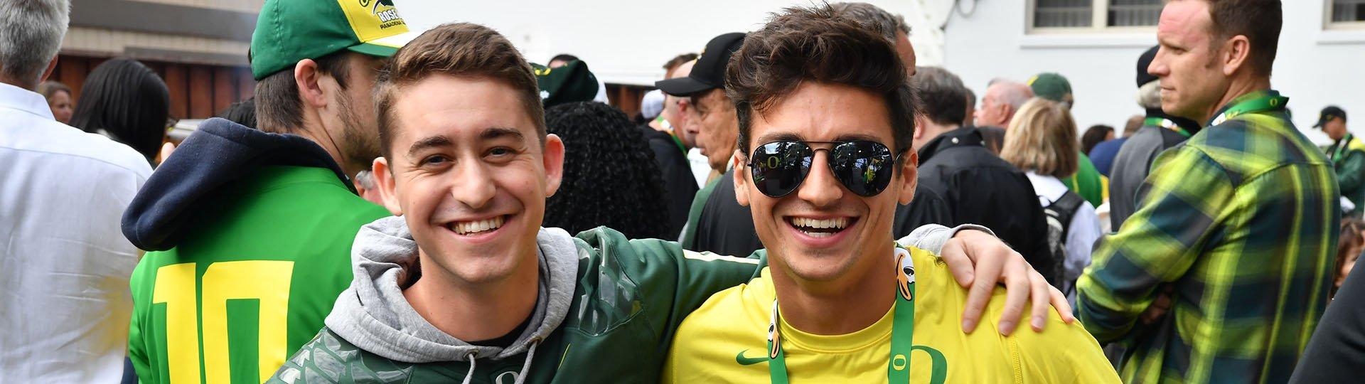 Alumni at UO vs. Cal tailgate