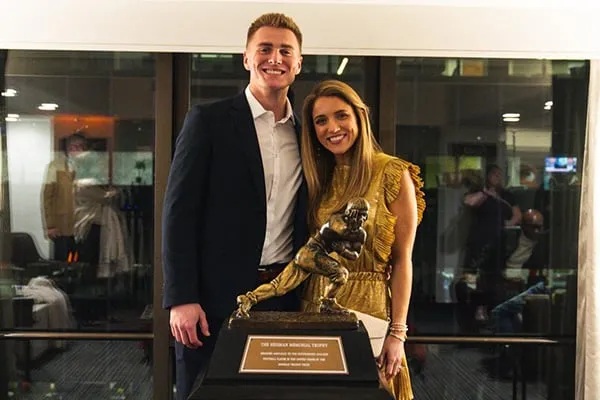 Bo Nix appears in NYC as Heisman finalist