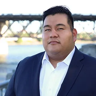 Erik Leon