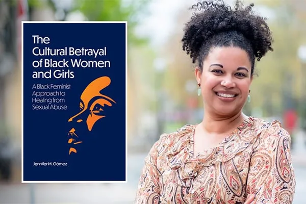Oregon alumna wins award for book based on theory developed during time at UO