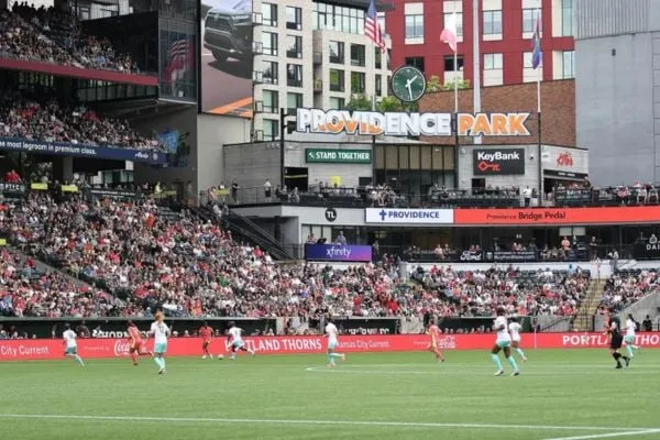 Joey Harrington, Ashton Eaton among newest Portland Thorns investors