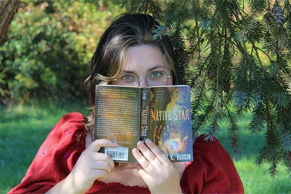 Alumni bookmarks: ten books to read before Halloween