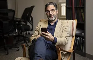 UO professor Nick Allen