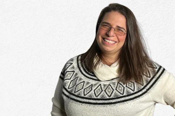 Social Impact Heroes: Why & How Rachel Herrera of A Sweet Time to Sign Is Helping To Change Our World