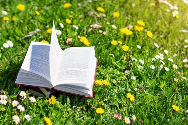 UO Faculty Summer Reading List