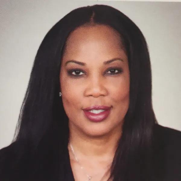 Kasaundra Tomlin headshot