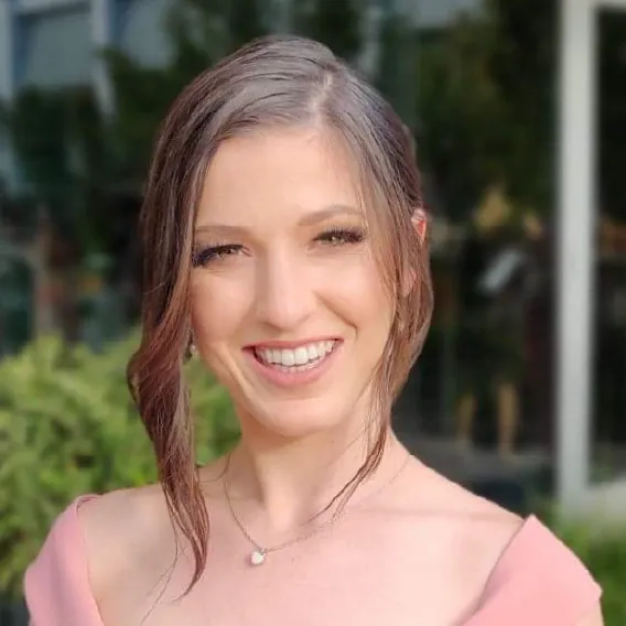 Izzy Overstreet, a UOAA staff member