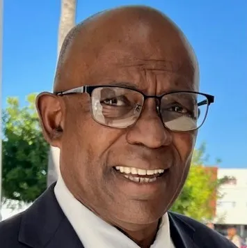 Reginald Grant headshot