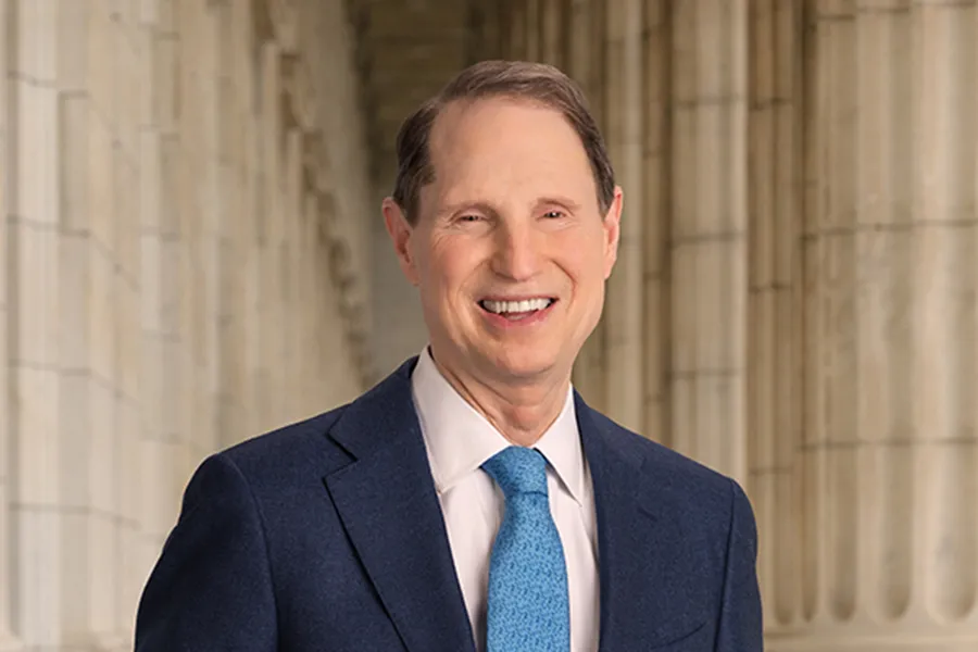 Ron Wyden