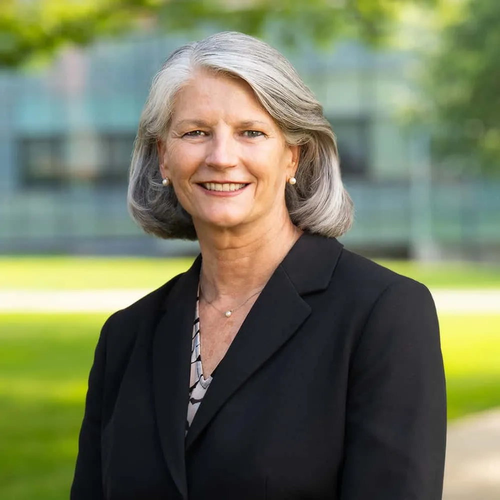 Sandra Bulmer headshot
